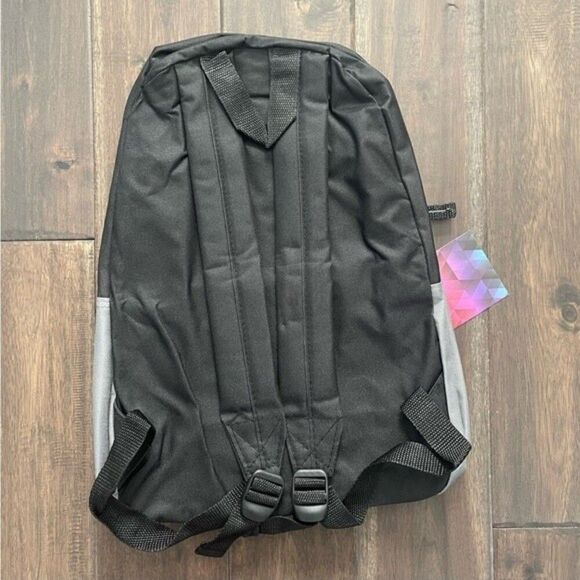 Trailmaker 17” Black and Gray Kids Backpack NWT - Picture 4 of 4